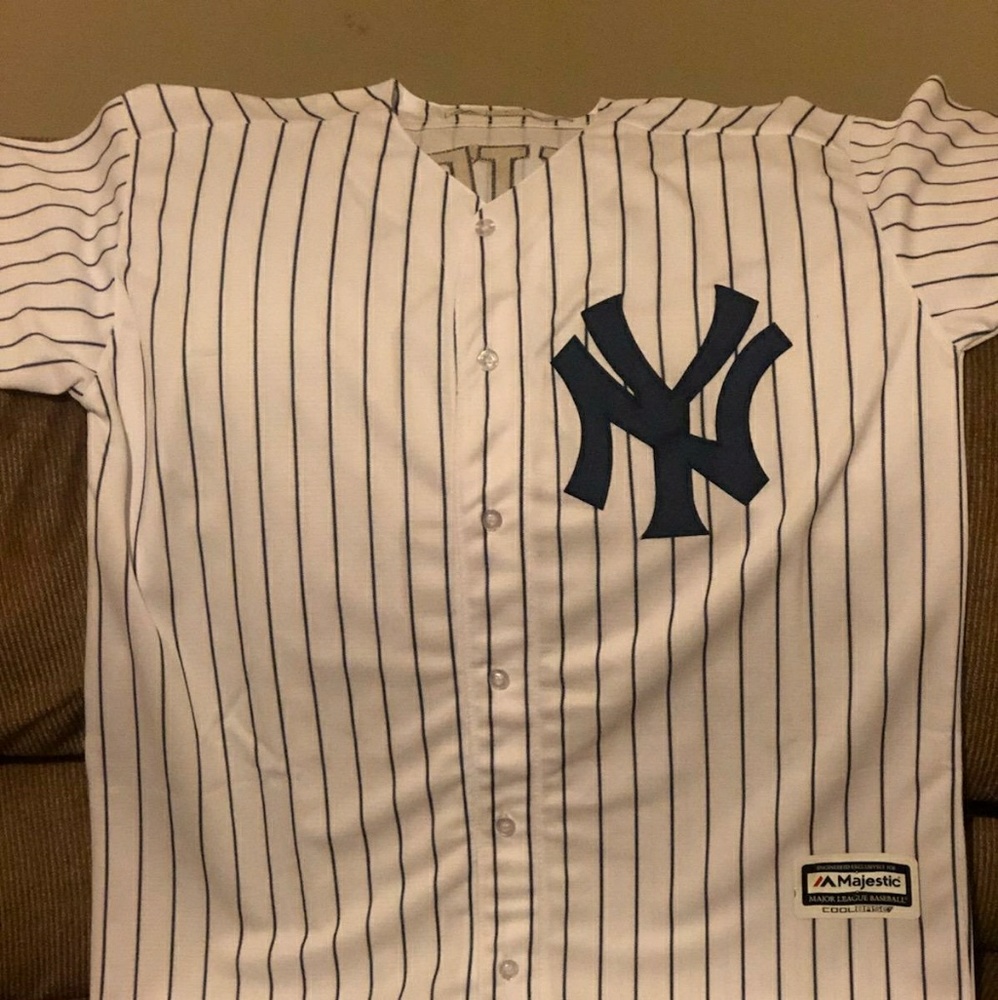 Mens baseball jersey